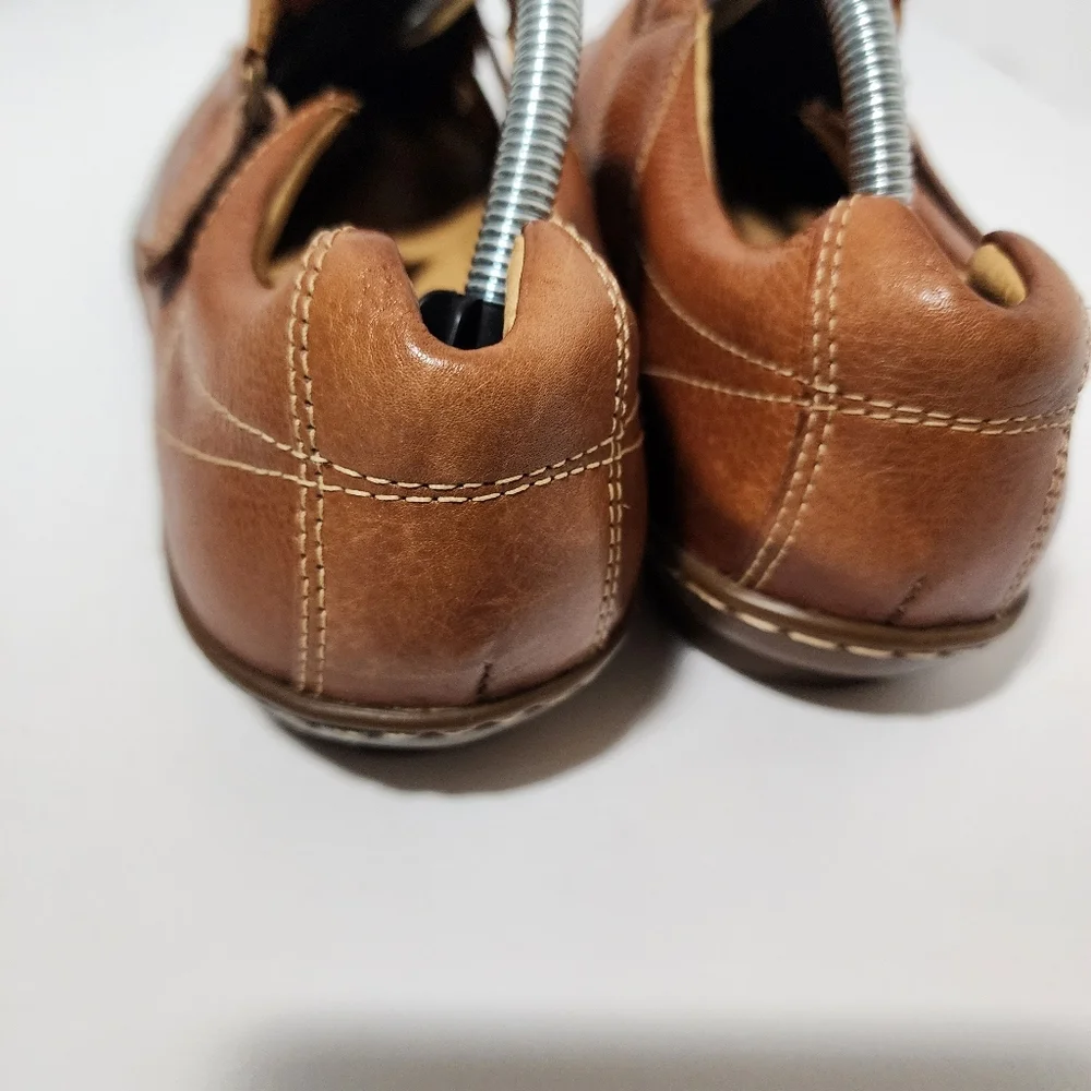 Sandro Mens Tan Leather Fisherman Sandals Size 9.5D Hook And Look Soft and Gel